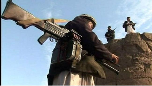 افراد مسلح غیرمسئول در شهر میمنه  در شمال خلع سلاح می‌شوند